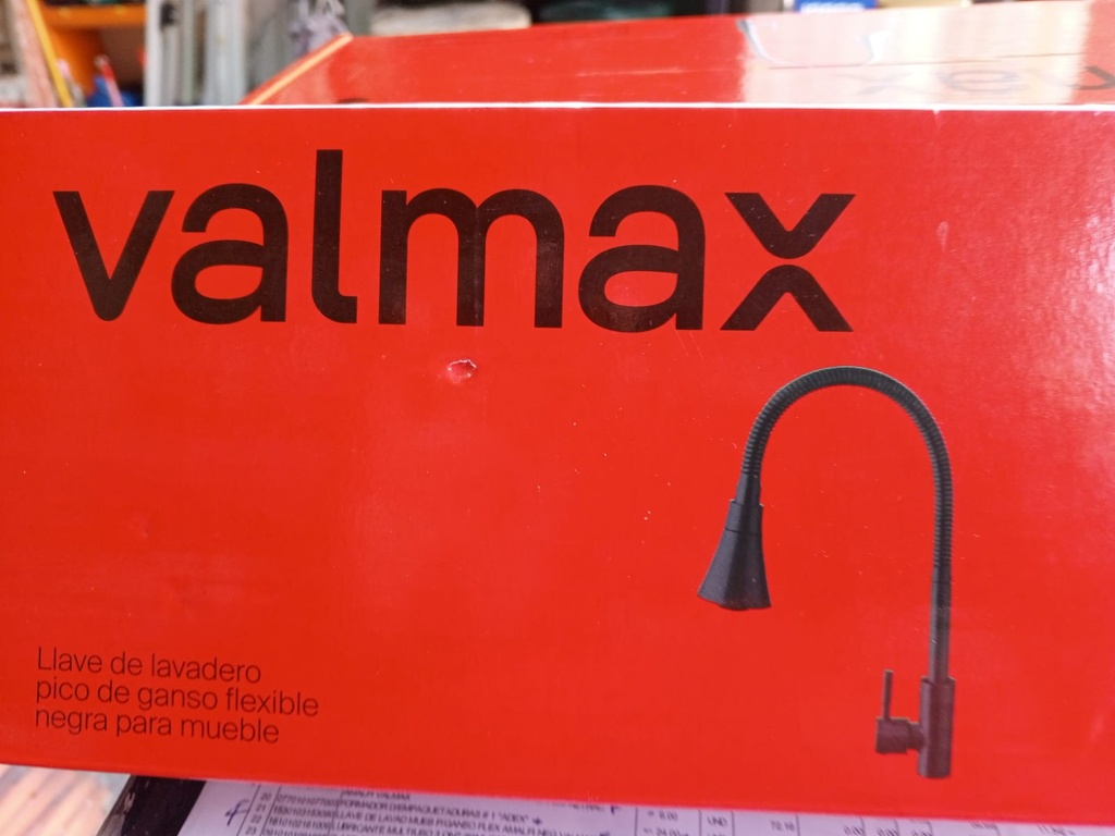 CAÑO FLEXIBLE MUEBLE NEGRO VALMAX