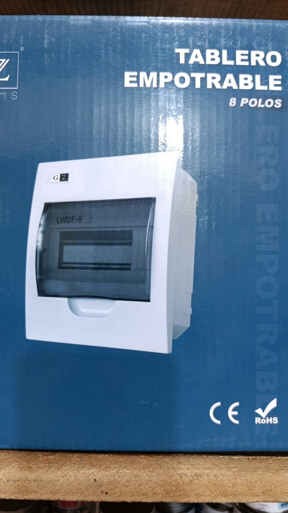 CAJA 8 POLOS EMPOTRADO CON PUNTO TIERRA G Z