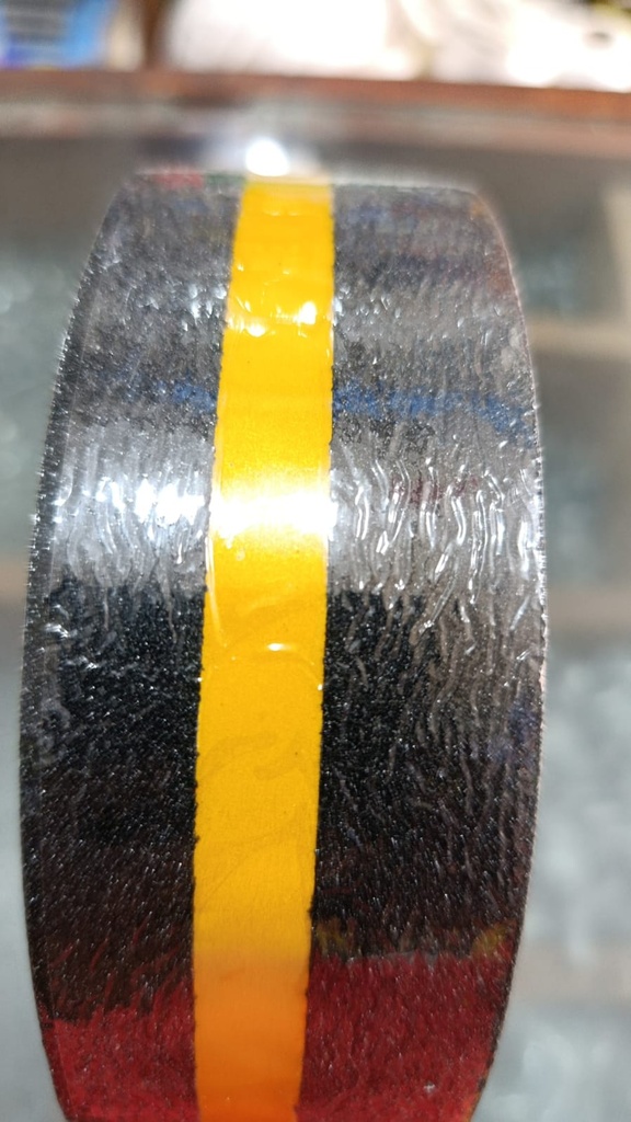 CINTA ANTIDESLIZANTE FOTOLUMINISCENTE 2"X20M AMARILLO Y NEGRO KNAUFF